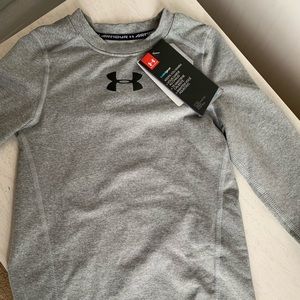 Boys youth Under Armour Cold Gear shirt